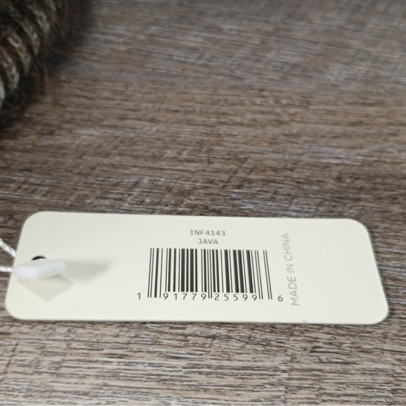 Simply Noelle Cowl Scarf Women's Brown Cream Fuzzy Cozy NWT - Picture 7 of 7